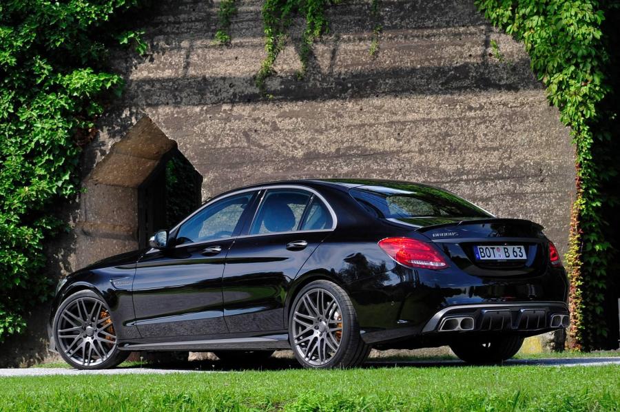  Mercedes-AMG C63 S by Brabus 2016 года  (фото 2 из 7)
